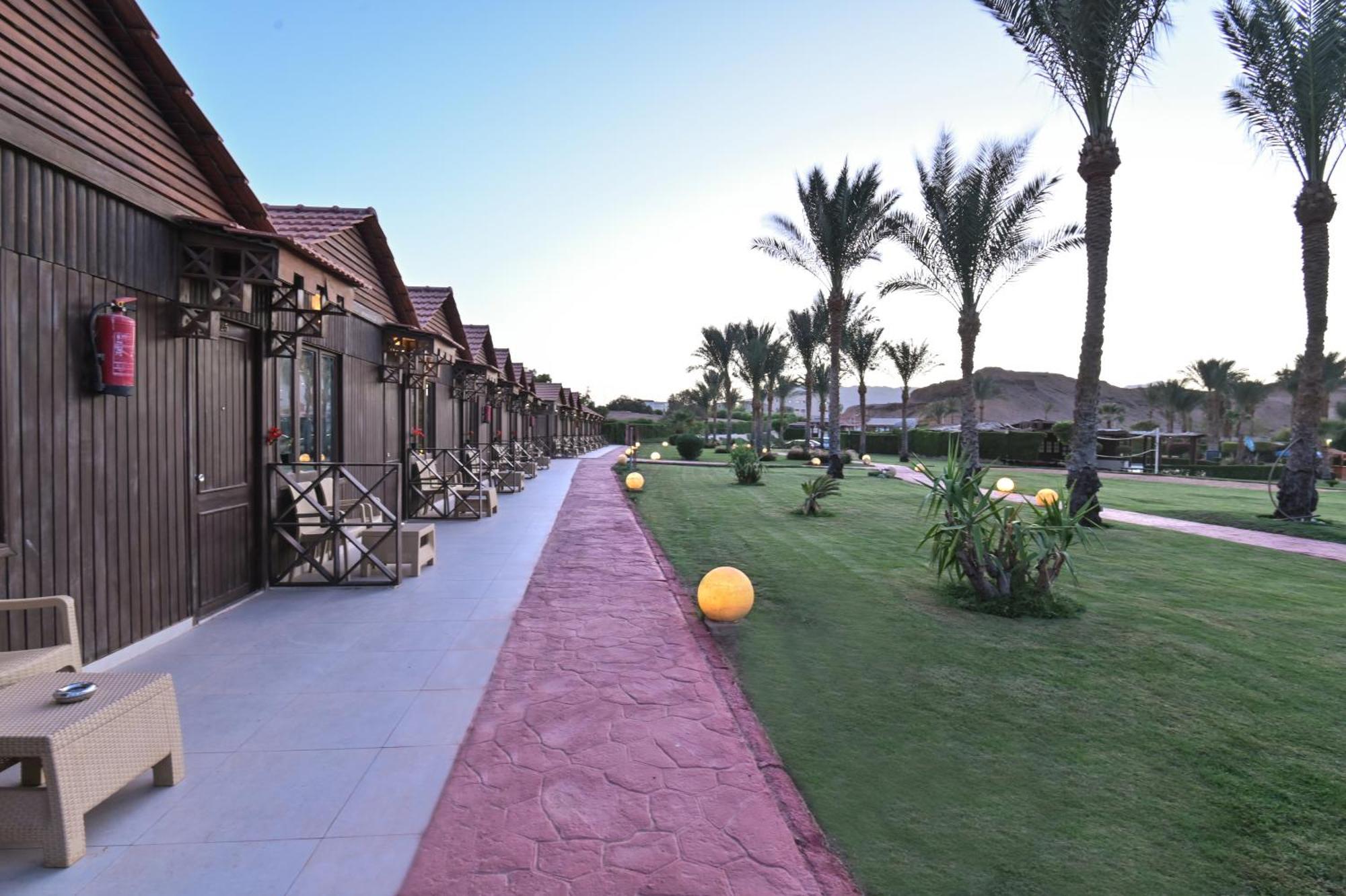 Xperience Golden Sandy 4*